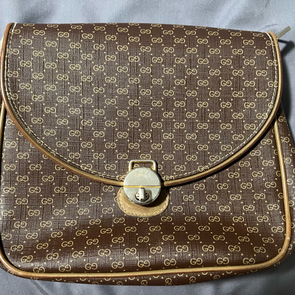 AUTHENTIC RARE GUCCI BAG - INCLUDES UNBRANDED DUST BAG